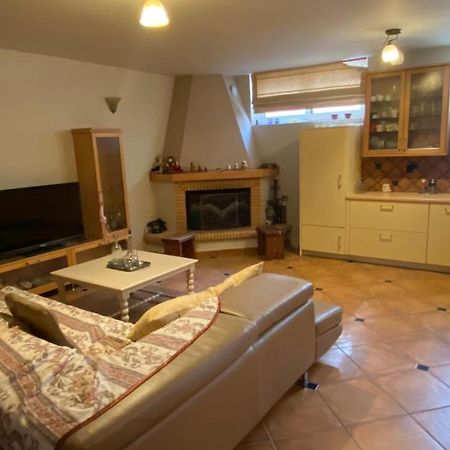 Seaside Family Apartment - Kalamata Faraí Dış mekan fotoğraf